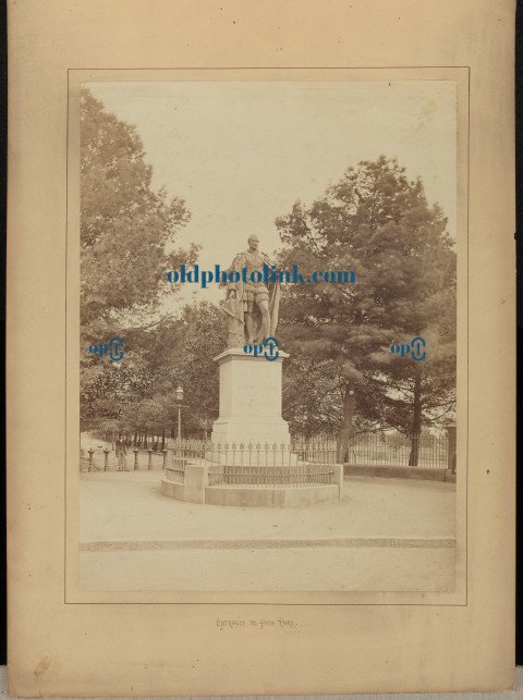 Entrance to Hyde Park 1880